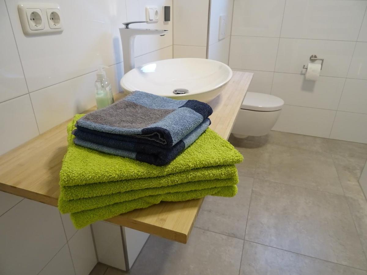 Ferienwohnung Happynes バート・ノイシュタット・アン・デア・ザーレ エクステリア 写真
